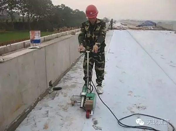 TPO防水卷材,机械固定系统,耐根穿刺
